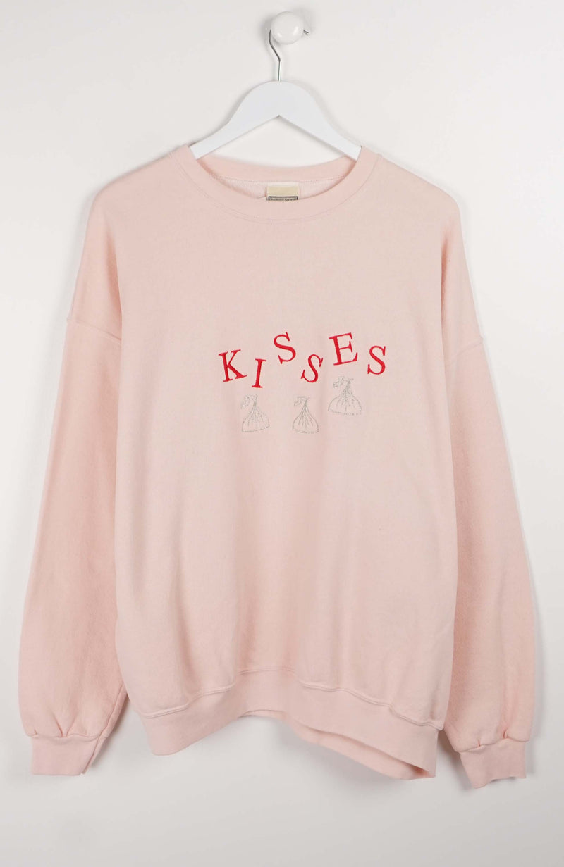 VINTAGE KISSES SWEATER (XL)