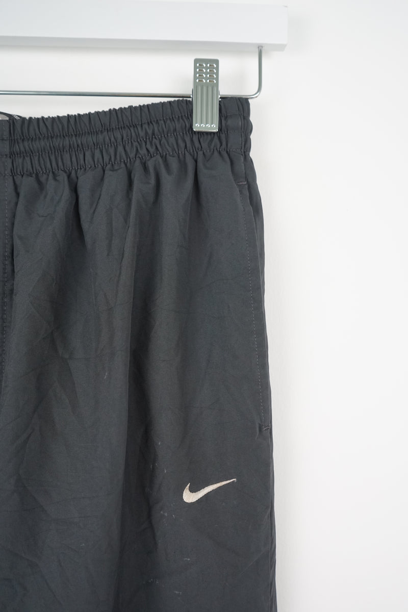 VINTAGE NIKE TRACK PANTS (S)