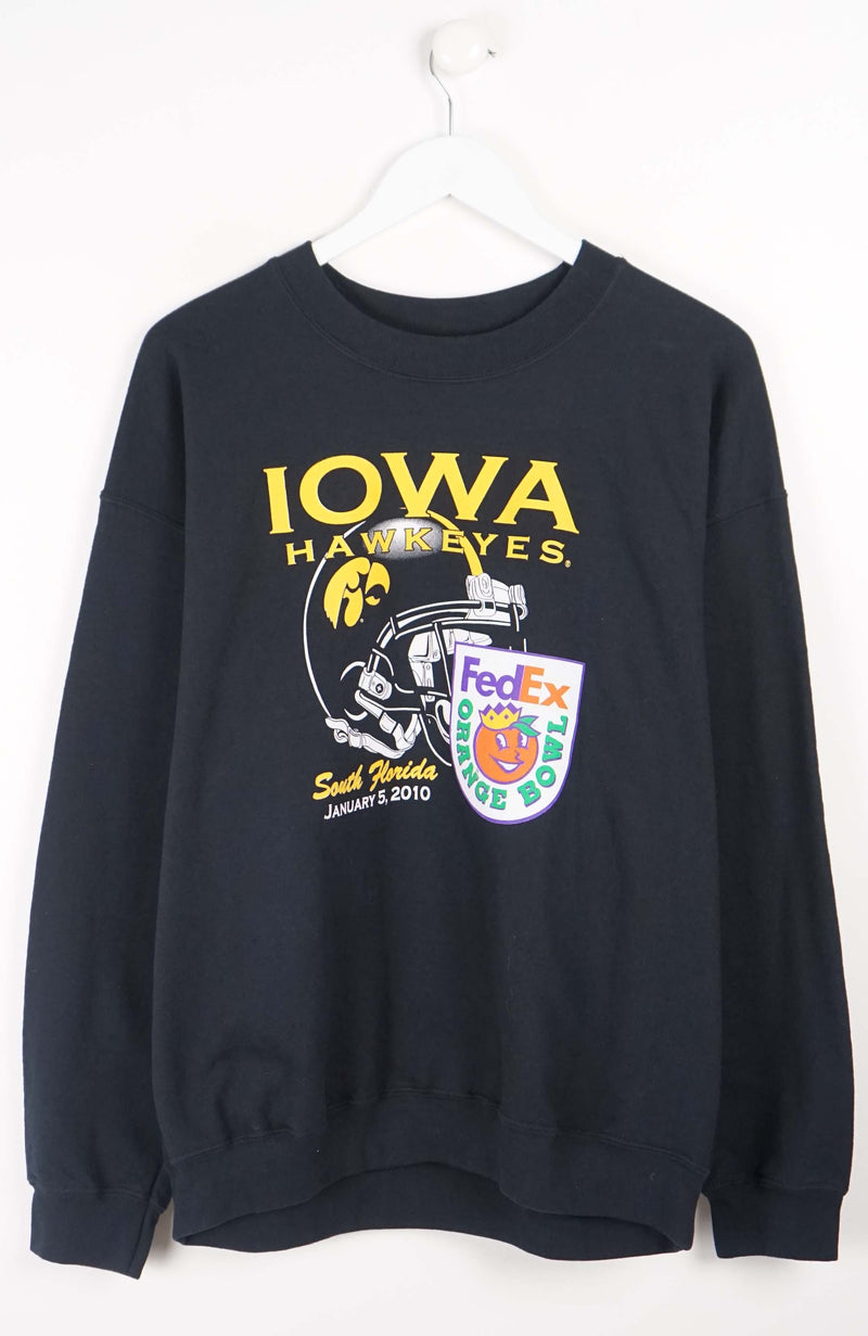 VINTAGE IOWA HAWK EYES SWEATER (M)