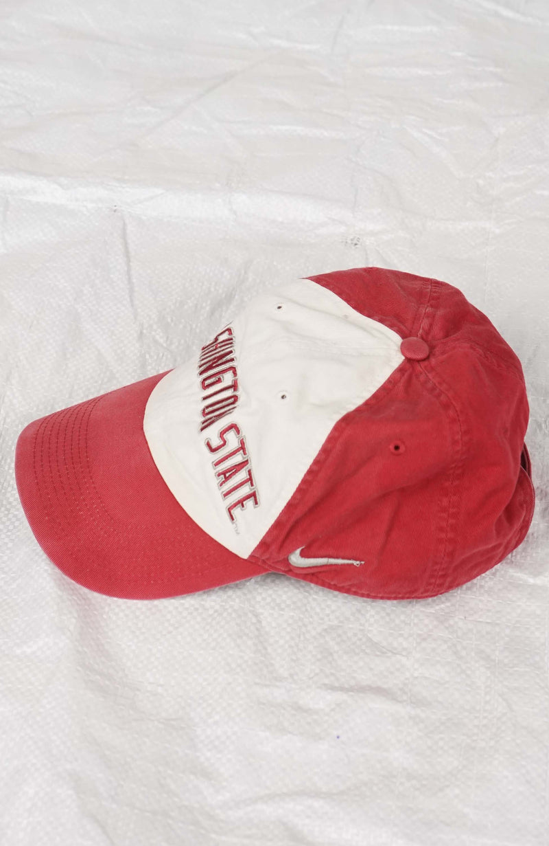 VINTAGE NIKE HAT