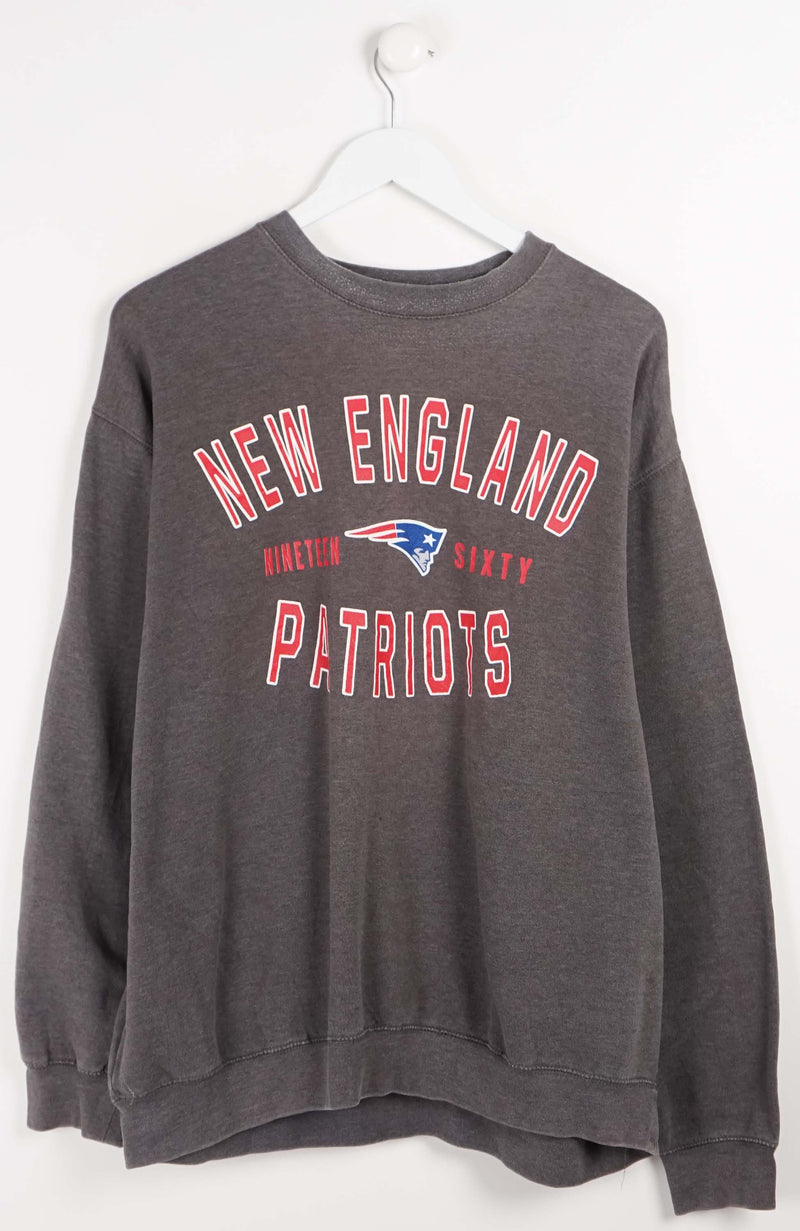 VINTAGE NEW ENGLAND PATRIOTS SWEATER (XL)