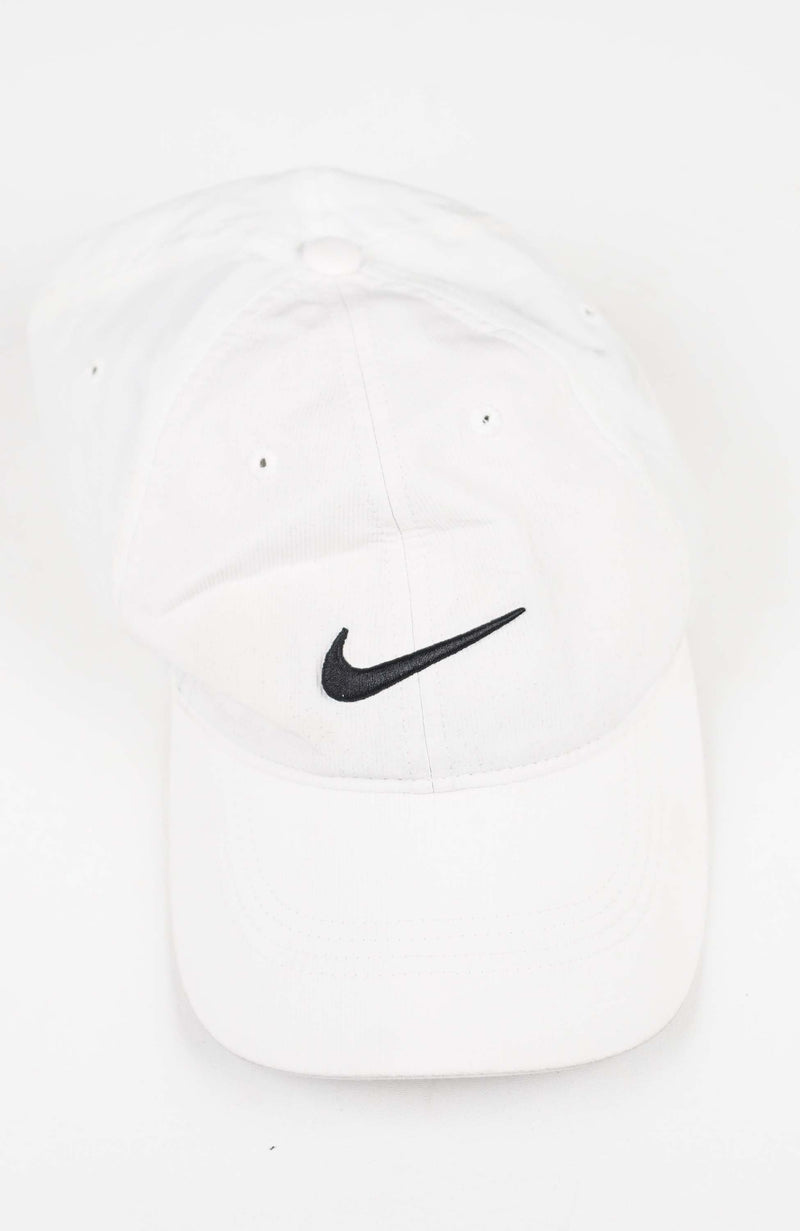 VINTAGE NIKE HAT