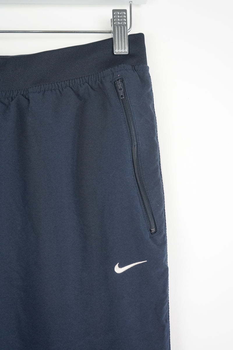 VINTAGE NIKE TRACK PANTS (S)