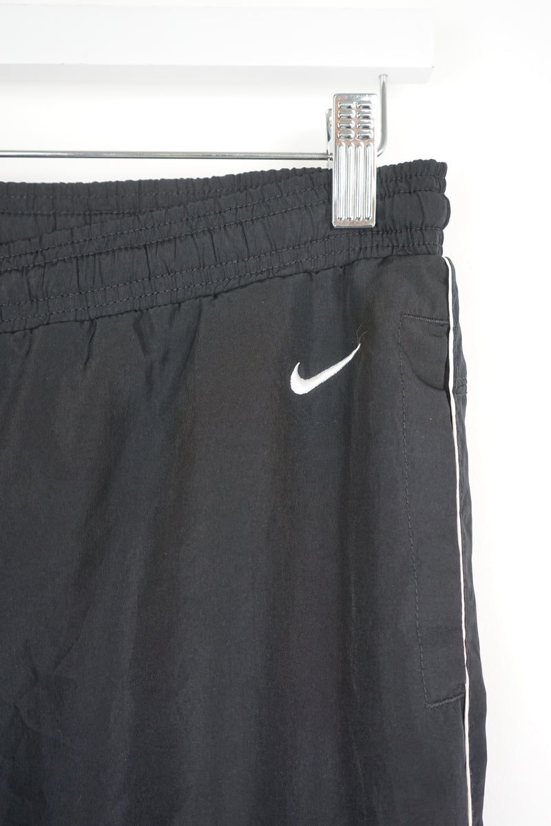 VINTAGE NIKE TRACK PANTS (M)