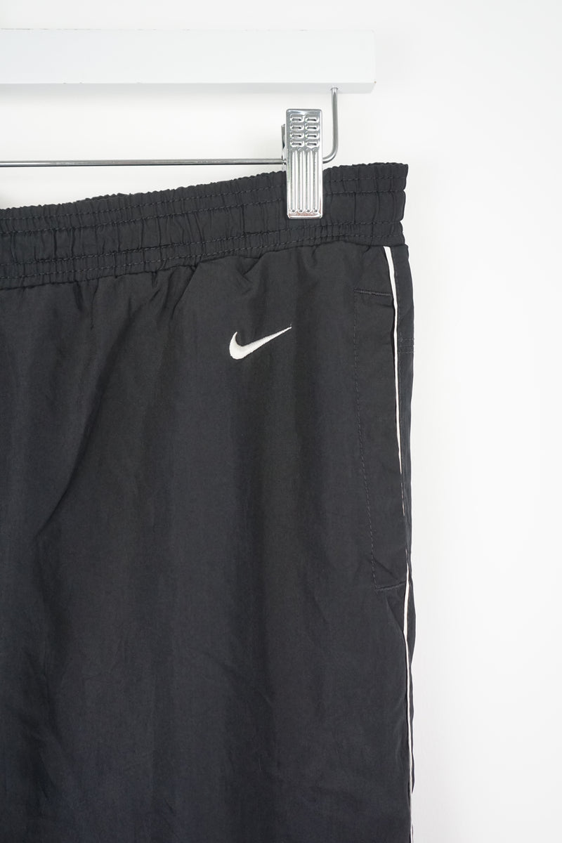 VINTAGE NIKE TRACK PANTS (M)