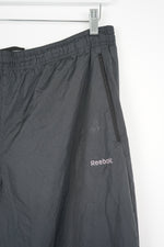 VINTAGE REEBOK 3/4 TRACK PANTS (L)