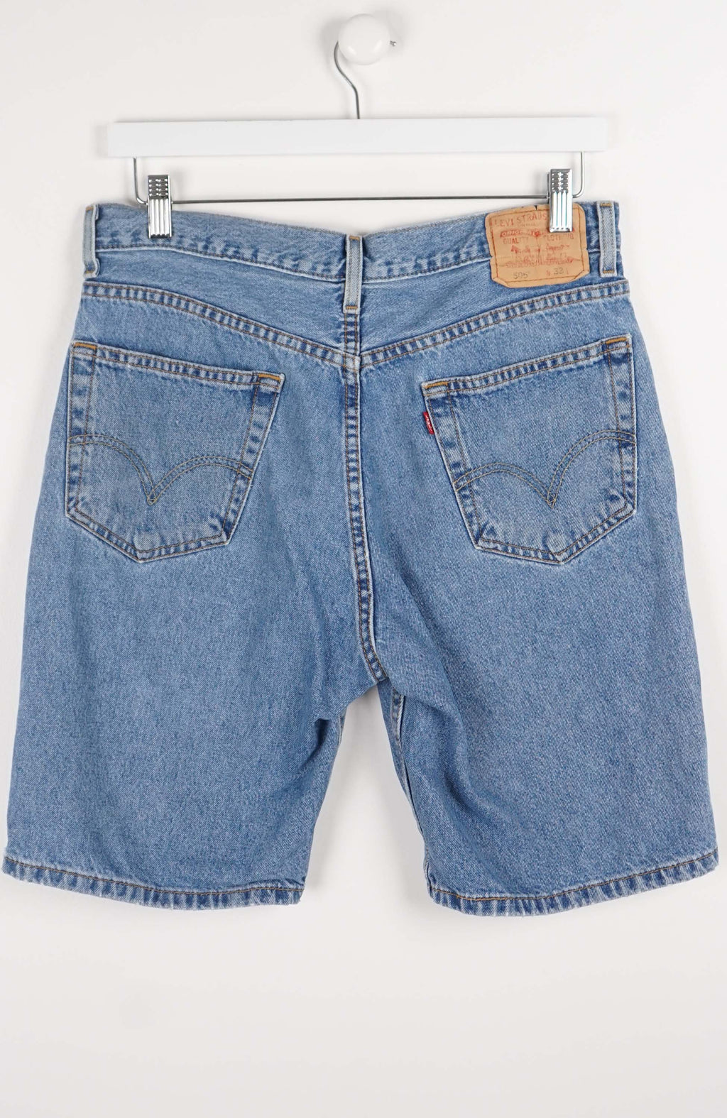 VINTAGE LEVIS JORTS W33